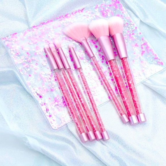 Pink Glam Makeup Brushes - Picture 2 of 2